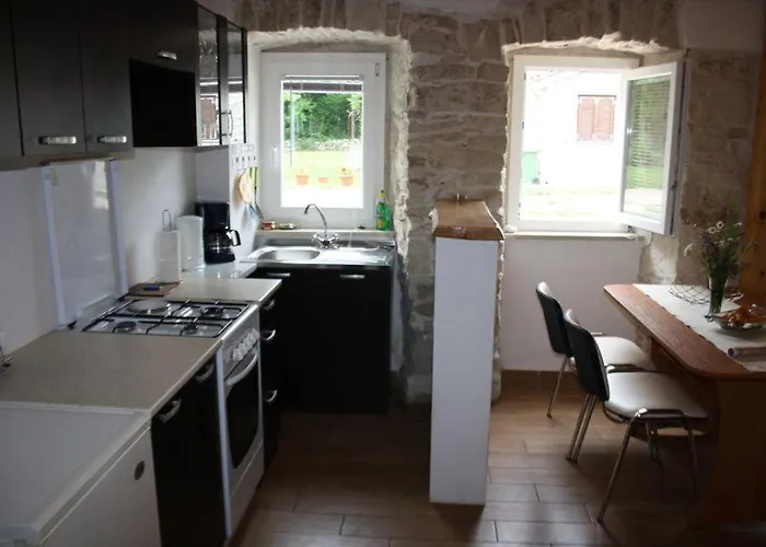 Ivana Apartment *