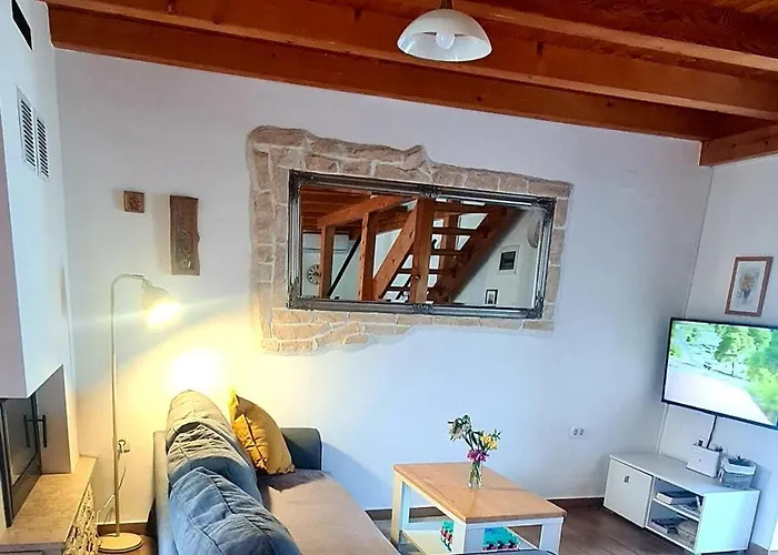 Ivana Apartment *